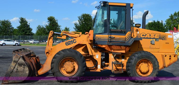 image for item H2927 1999 Case 621C wheel loader