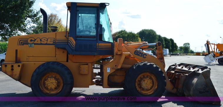 image for item H2927 1999 Case 621C wheel loader