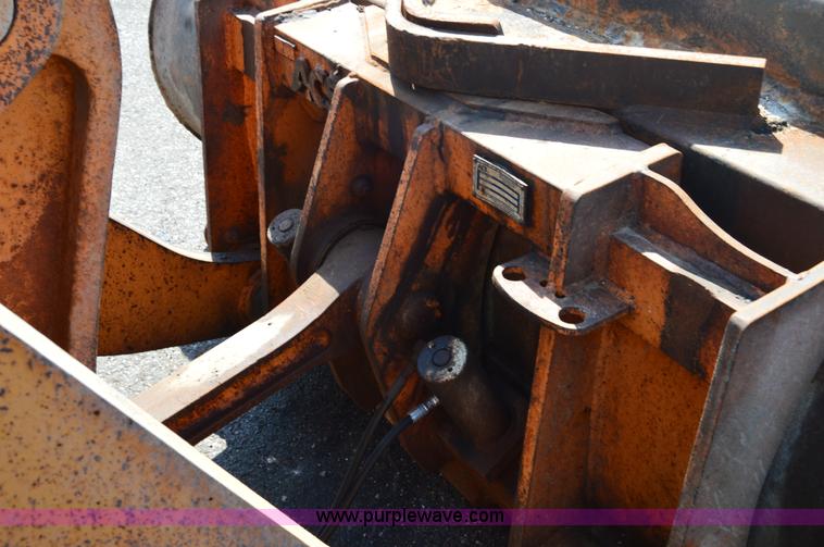 image for item H2927 1999 Case 621C wheel loader