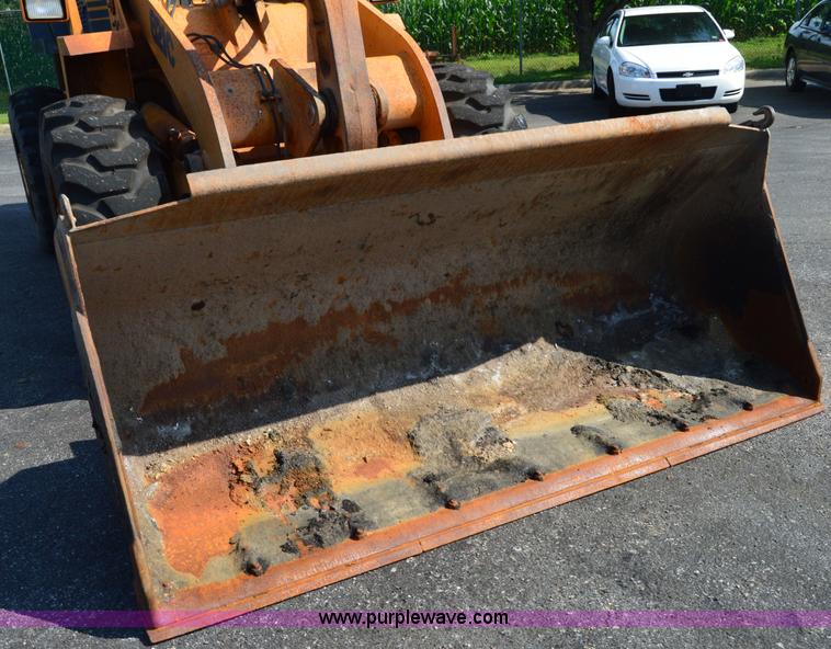 image for item H2927 1999 Case 621C wheel loader