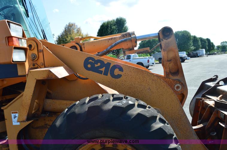 image for item H2927 1999 Case 621C wheel loader
