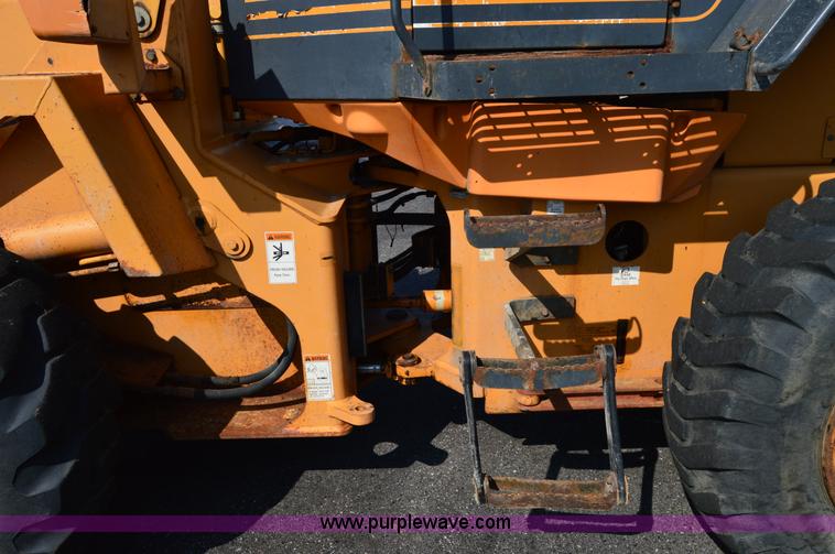 image for item H2927 1999 Case 621C wheel loader