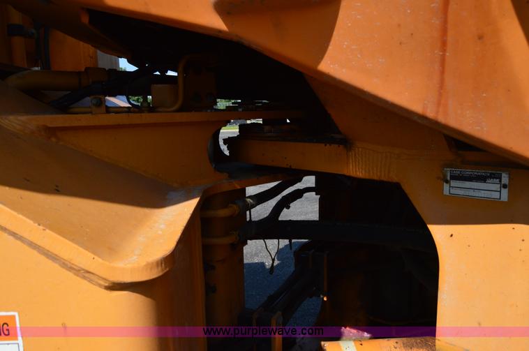 image for item H2927 1999 Case 621C wheel loader