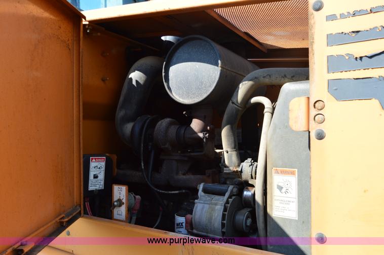 image for item H2927 1999 Case 621C wheel loader