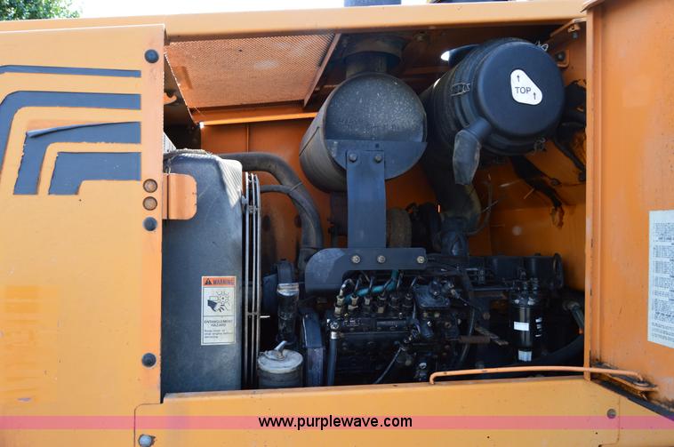 image for item H2927 1999 Case 621C wheel loader