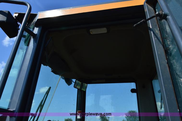 image for item H2927 1999 Case 621C wheel loader