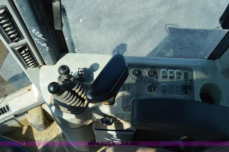 image for item H2927 1999 Case 621C wheel loader