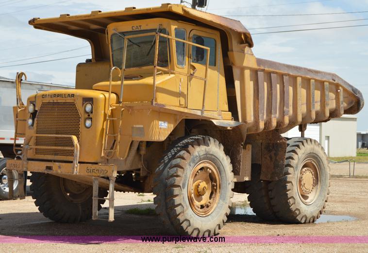 image for item H2938 1978 Caterpillar 769B haul truck