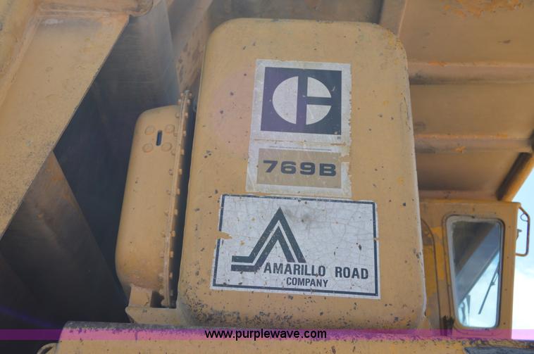 image for item H2938 1978 Caterpillar 769B haul truck