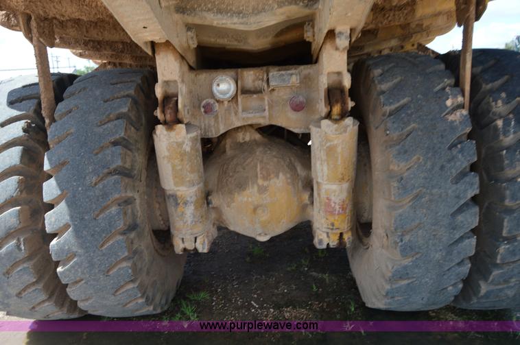 image for item H2938 1978 Caterpillar 769B haul truck
