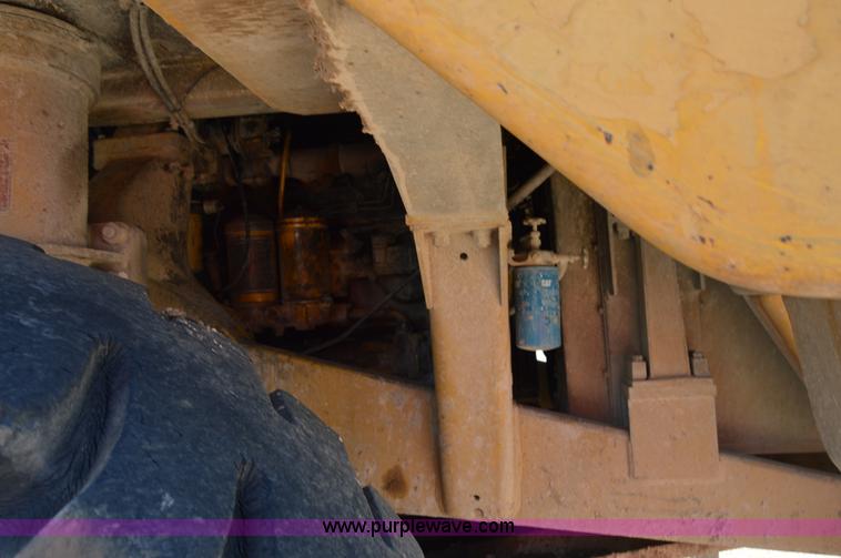 image for item H2938 1978 Caterpillar 769B haul truck