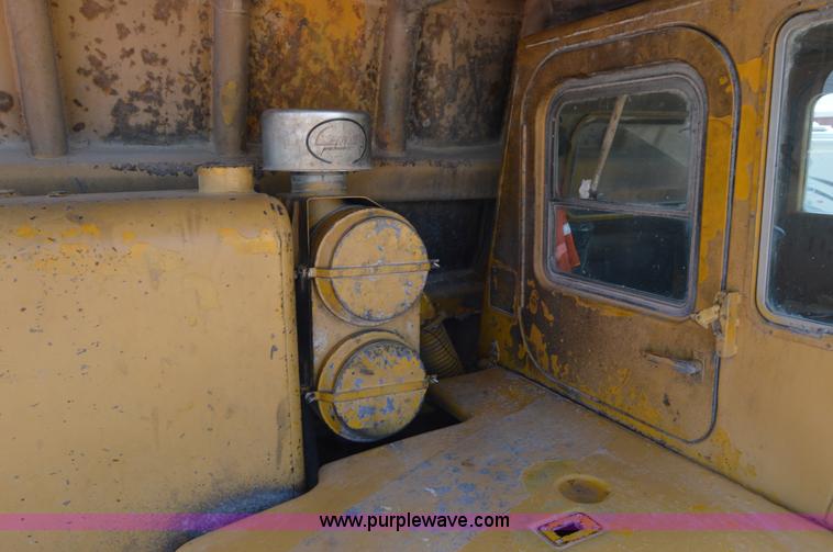 image for item H2938 1978 Caterpillar 769B haul truck