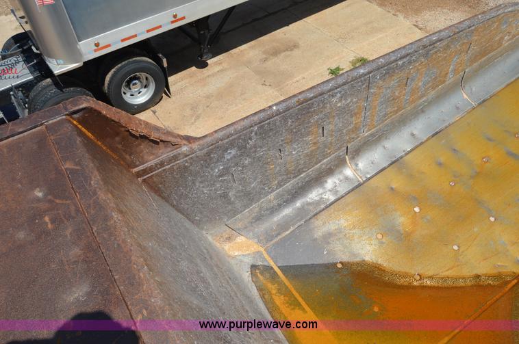 image for item H2938 1978 Caterpillar 769B haul truck