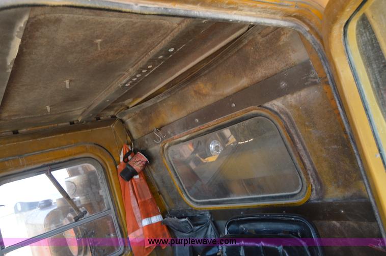 image for item H2938 1978 Caterpillar 769B haul truck