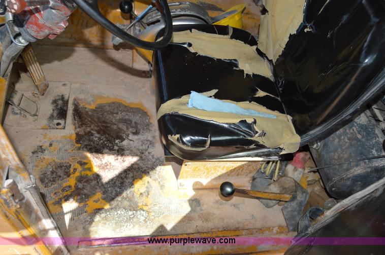 image for item H2938 1978 Caterpillar 769B haul truck