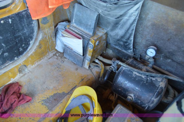 image for item H2938 1978 Caterpillar 769B haul truck