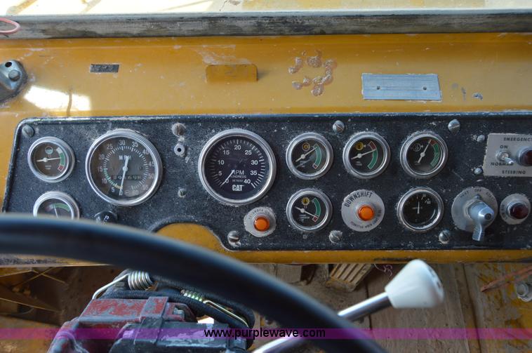 image for item H2938 1978 Caterpillar 769B haul truck