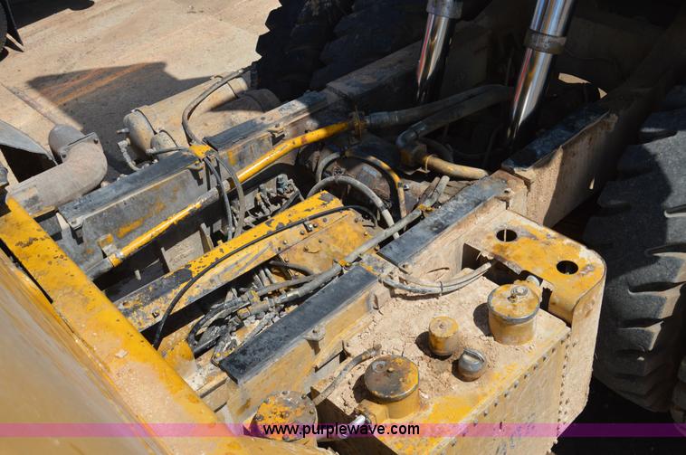 image for item H2938 1978 Caterpillar 769B haul truck