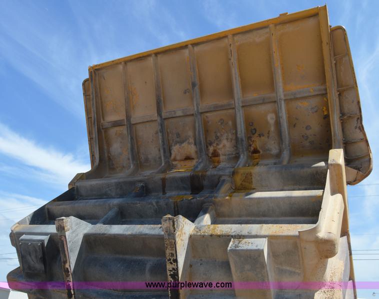 image for item H2938 1978 Caterpillar 769B haul truck