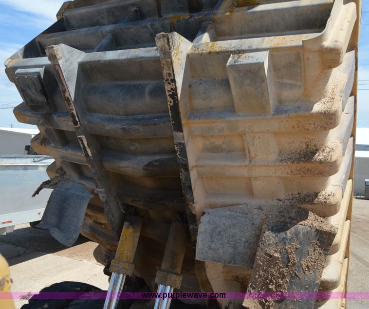 image for item H2938 1978 Caterpillar 769B haul truck