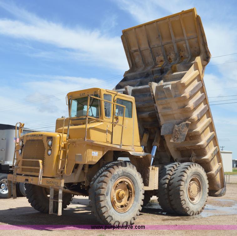 image for item H2938 1978 Caterpillar 769B haul truck