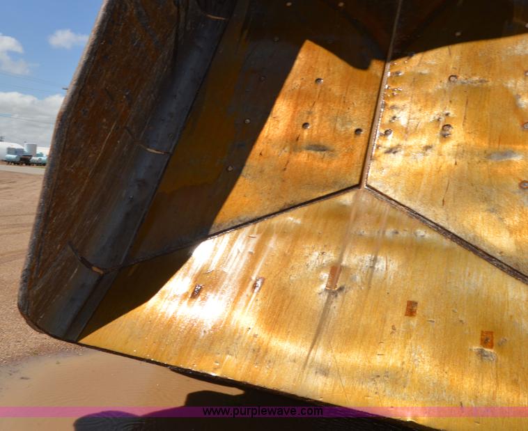 image for item H2938 1978 Caterpillar 769B haul truck