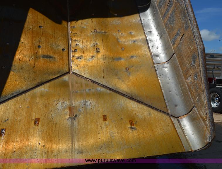 image for item H2938 1978 Caterpillar 769B haul truck