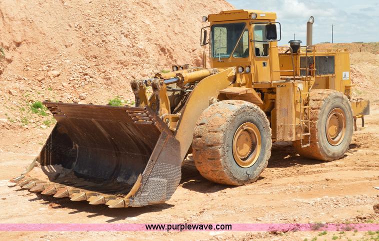 image for item H2940 1981 Caterpillar 988B wheel loader
