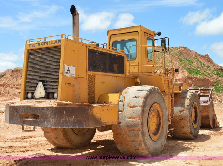image for item H2940 1981 Caterpillar 988B wheel loader