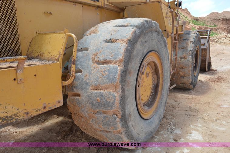 image for item H2940 1981 Caterpillar 988B wheel loader