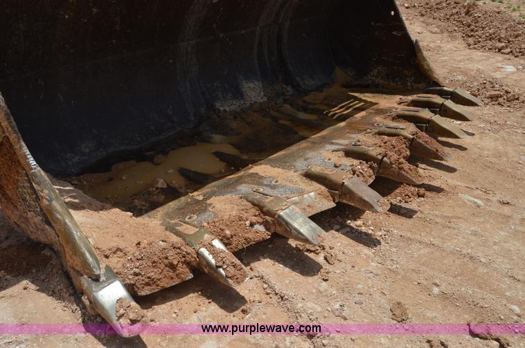 image for item H2940 1981 Caterpillar 988B wheel loader