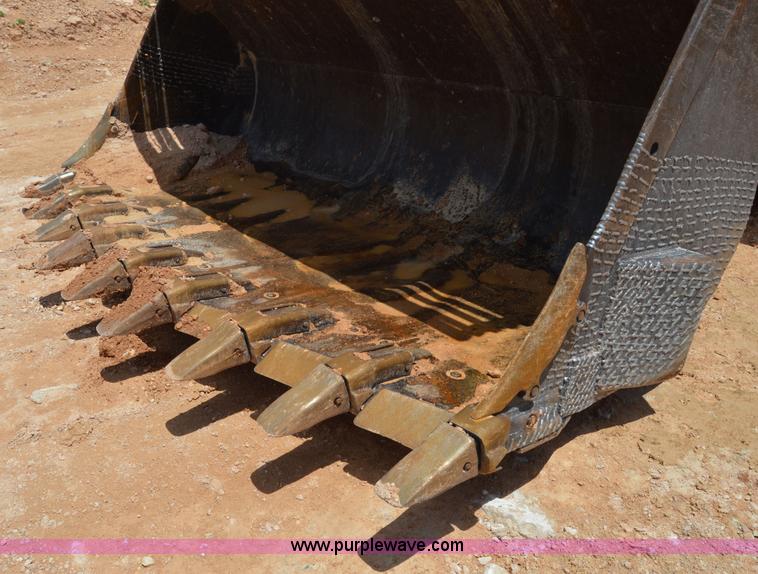 image for item H2940 1981 Caterpillar 988B wheel loader