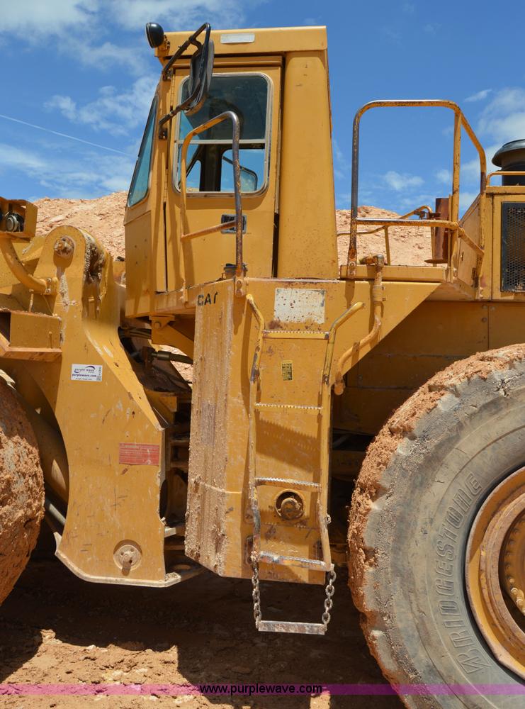 image for item H2940 1981 Caterpillar 988B wheel loader