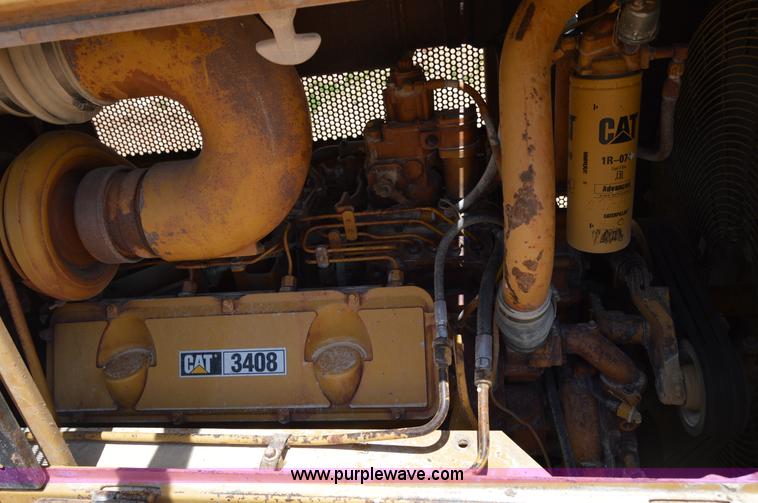 image for item H2940 1981 Caterpillar 988B wheel loader