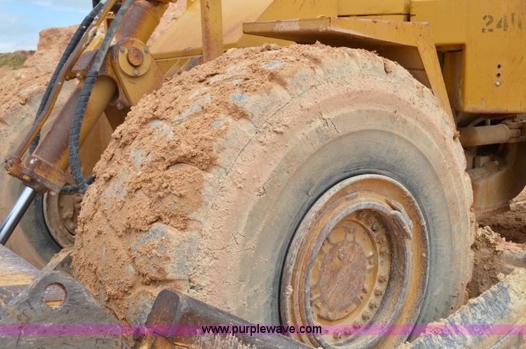 image for item H2941 1979 Caterpillar 824C wheel dozer