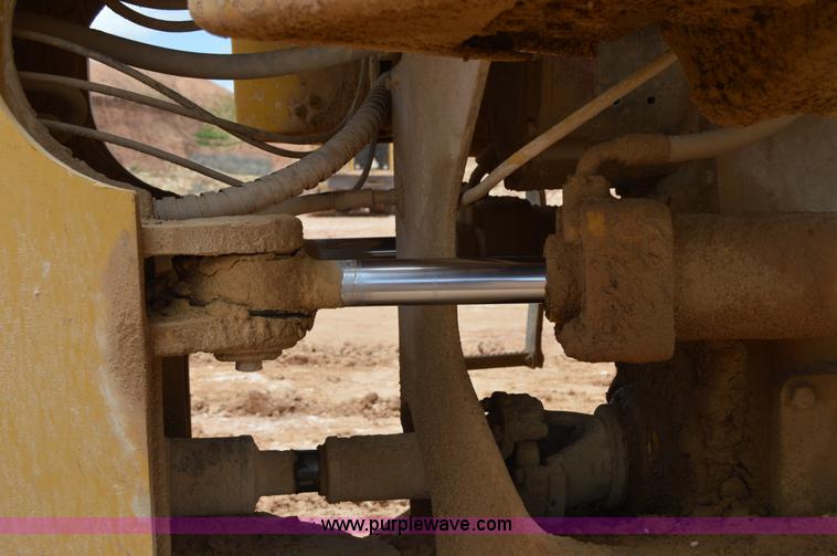 image for item H2941 1979 Caterpillar 824C wheel dozer