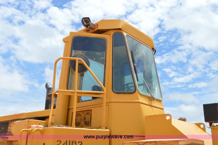 image for item H2941 1979 Caterpillar 824C wheel dozer