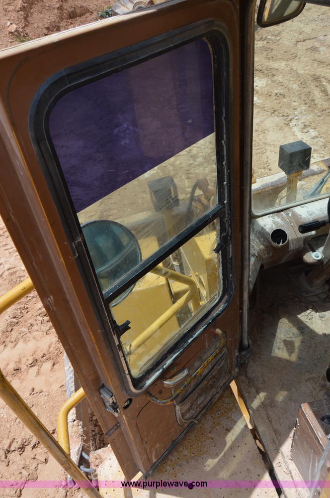 image for item H2941 1979 Caterpillar 824C wheel dozer