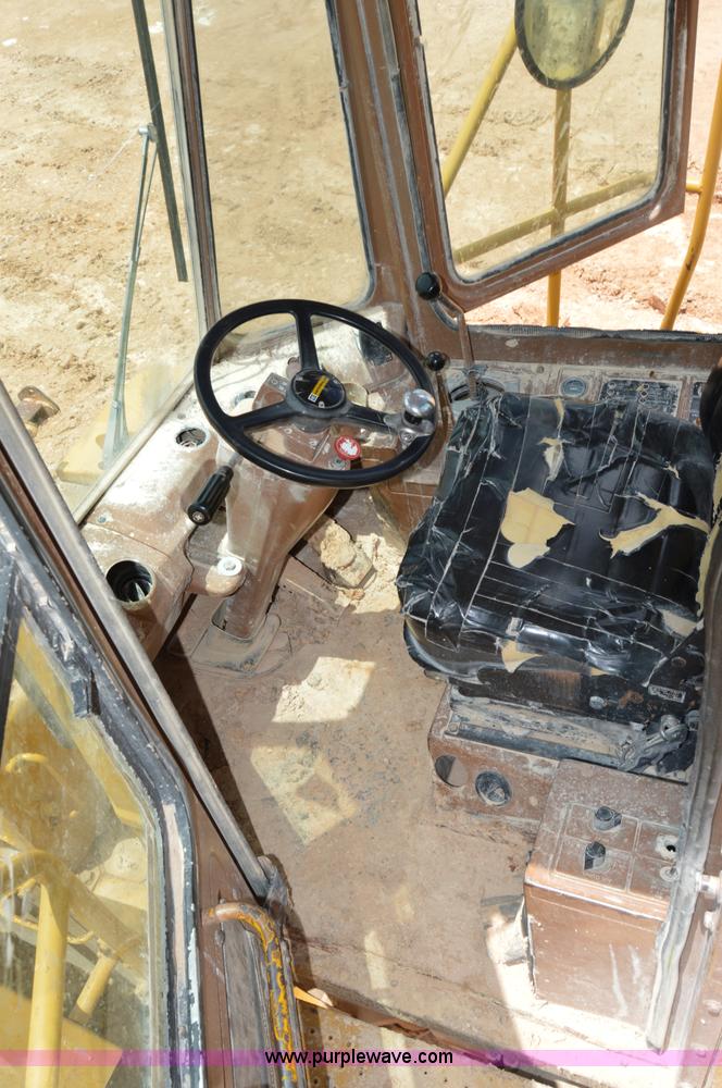 image for item H2941 1979 Caterpillar 824C wheel dozer