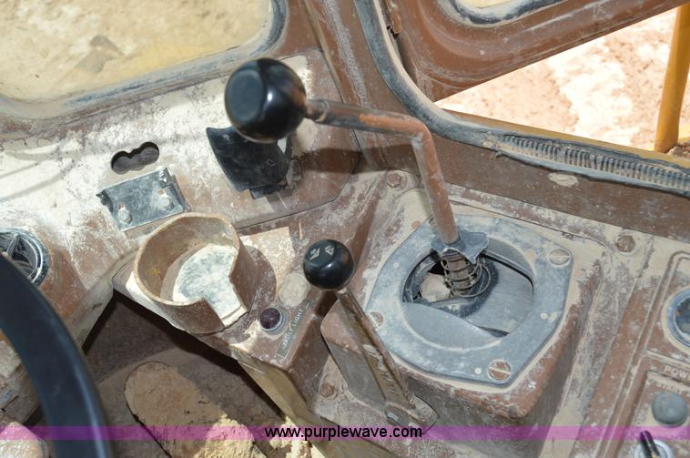 image for item H2941 1979 Caterpillar 824C wheel dozer