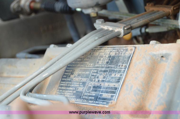 image for item H2951 2001 John Deere 1050C dozer