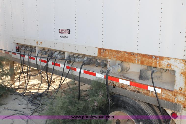 image for item H2957 2005 Trailmobile electric control van