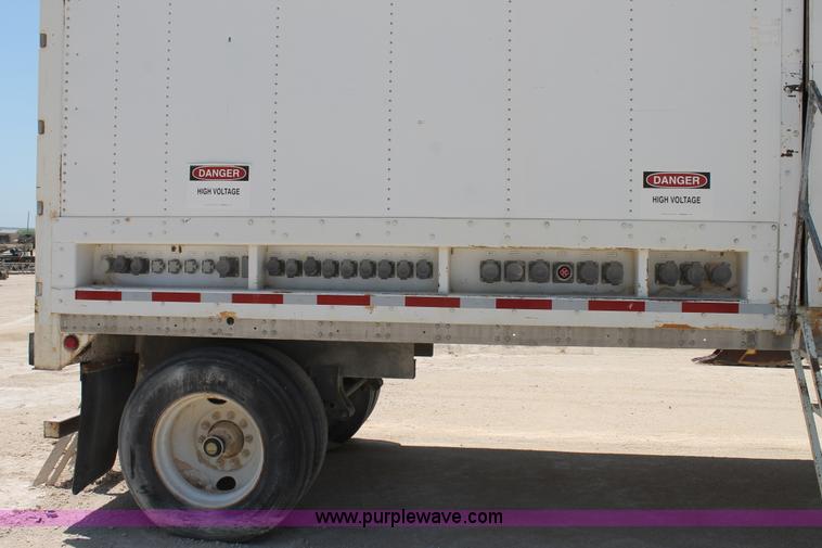 image for item H2957 2005 Trailmobile electric control van