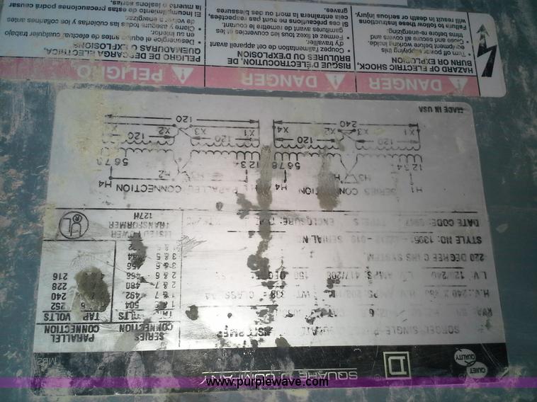 image for item H2957 2005 Trailmobile electric control van