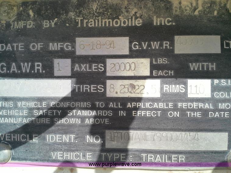 image for item H2957 2005 Trailmobile electric control van