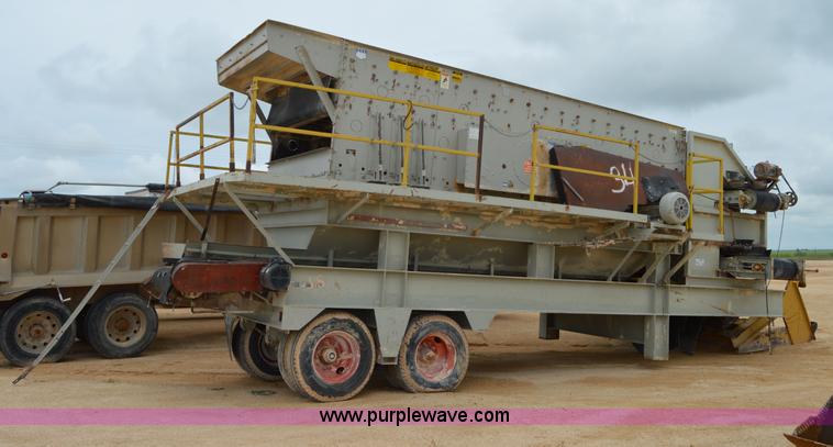 image for item H2970 1979 Cedarapids 7203-38 portable screening plant