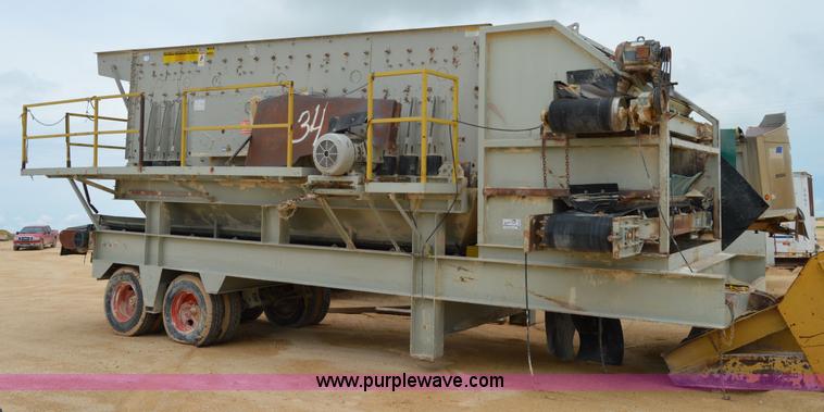 image for item H2970 1979 Cedarapids 7203-38 portable screening plant