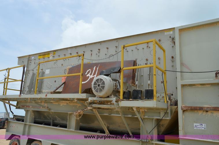 image for item H2970 1979 Cedarapids 7203-38 portable screening plant