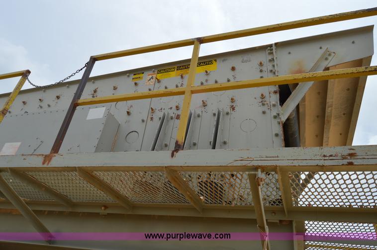 image for item H2970 1979 Cedarapids 7203-38 portable screening plant