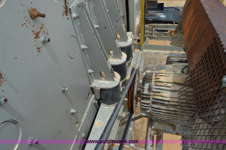 image for item H2970 1979 Cedarapids 7203-38 portable screening plant